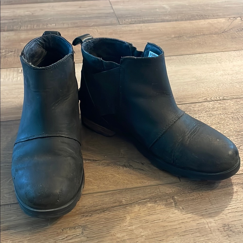Sorel Women's Gray Leather Boots